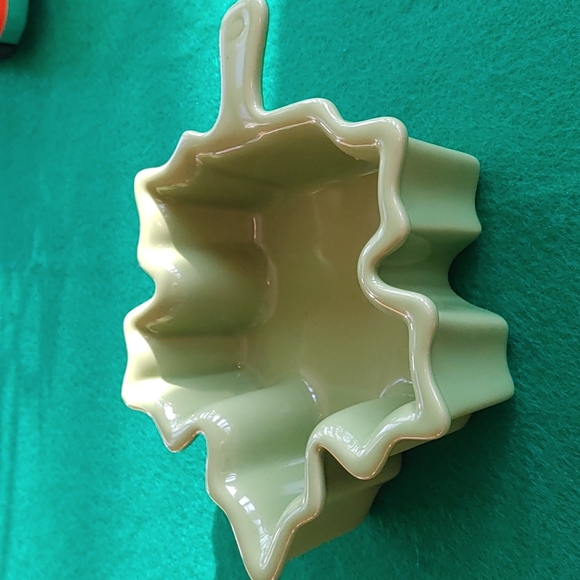 Chantal Ceramic 12 oz. Baking Dish - Picture 2 of 4